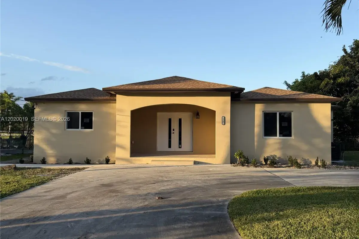 2295 NW 115th St, Miami FL 33167