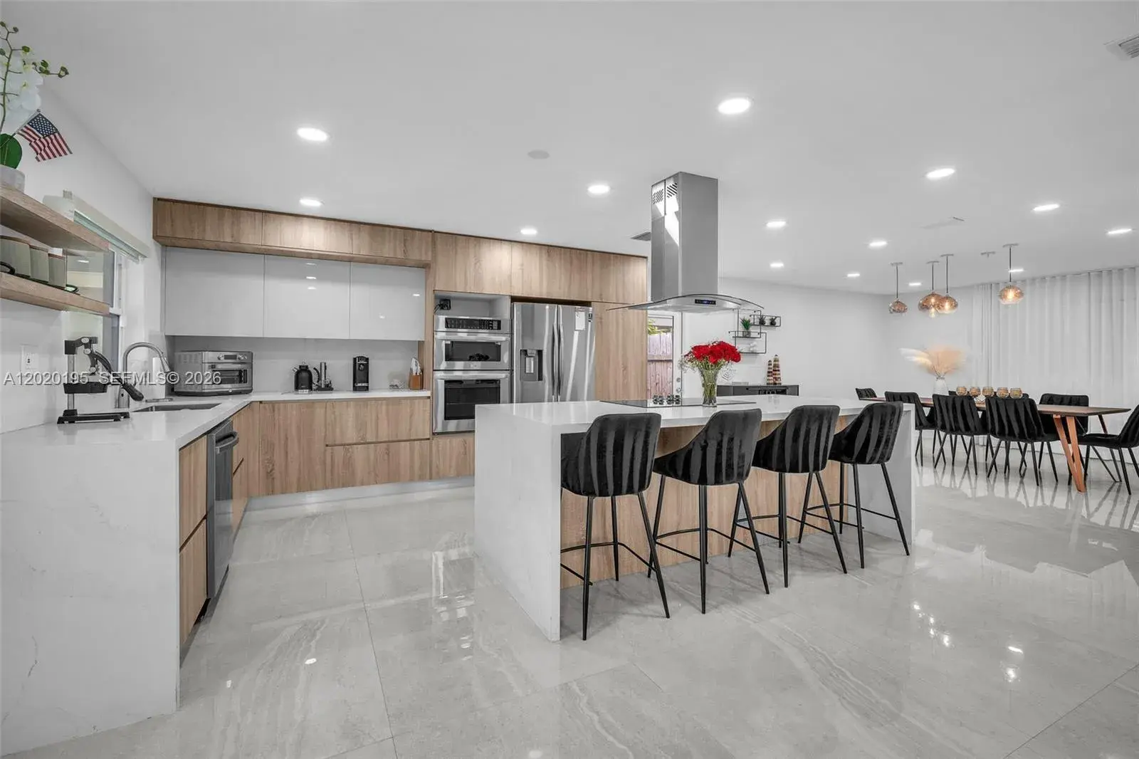 136 Greens Rd, Hollywood FL 33021