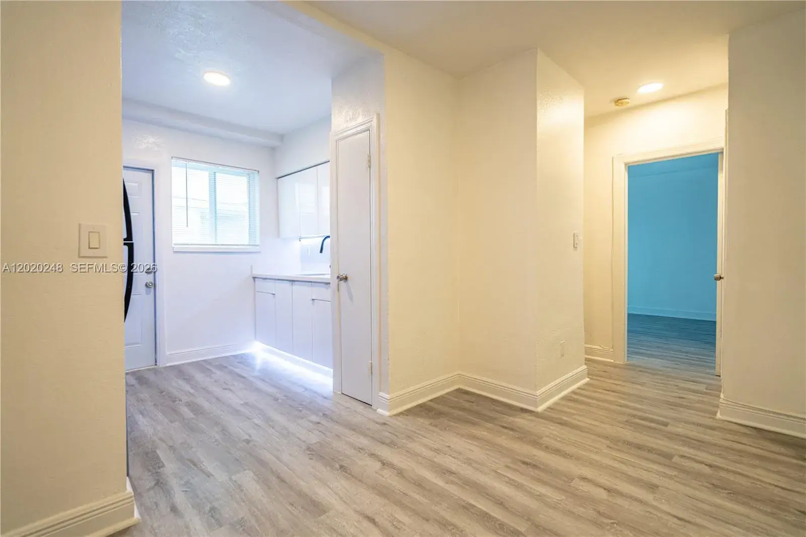 2 bedroom 1 bath Residential Lease for rent at 7325 Carlyle Ave # 9, Miami Beach FL 33141