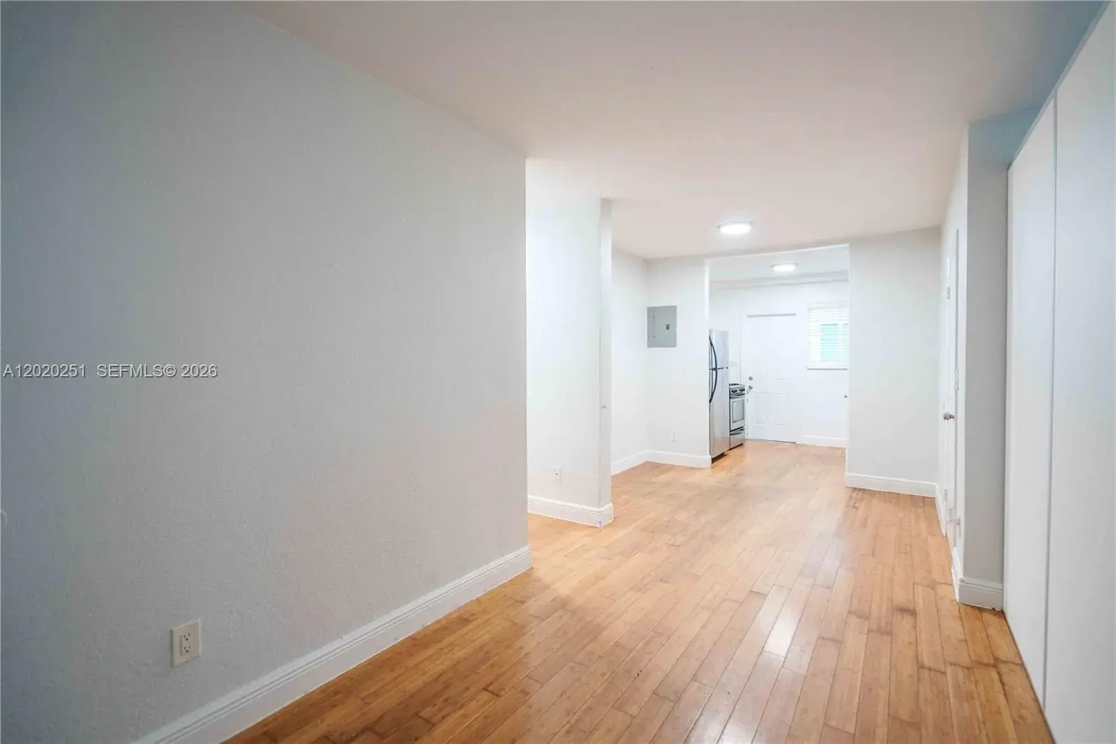 1 bedroom 1 bath Residential Lease for rent at 7325 Carlyle Ave # 8, Miami Beach FL 33141