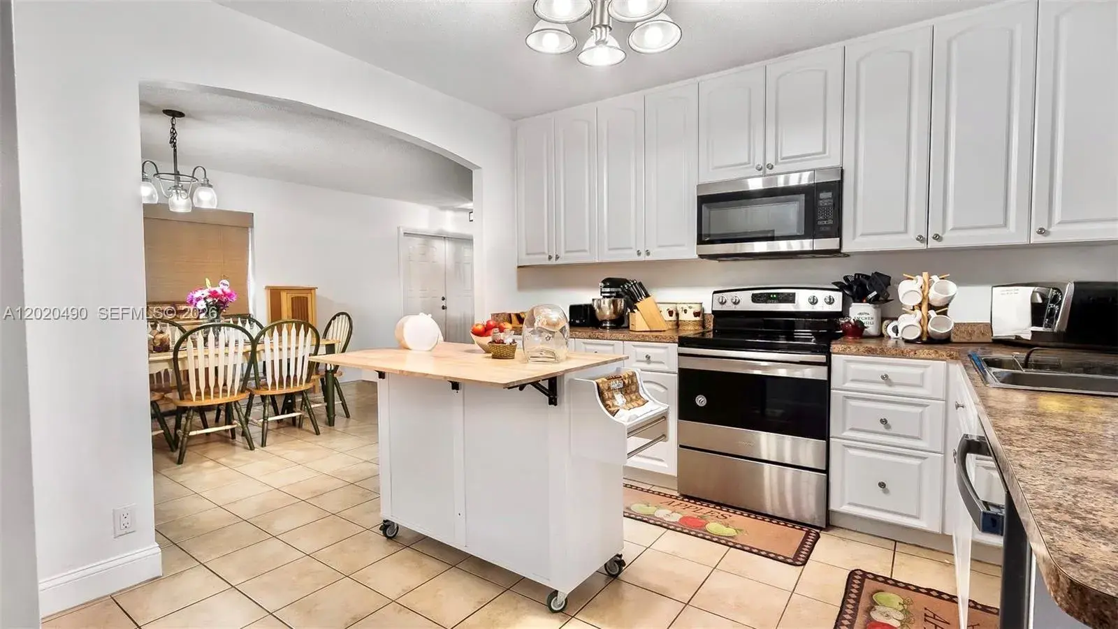 500 NW 96th Ter, Pembroke Pines FL 33024