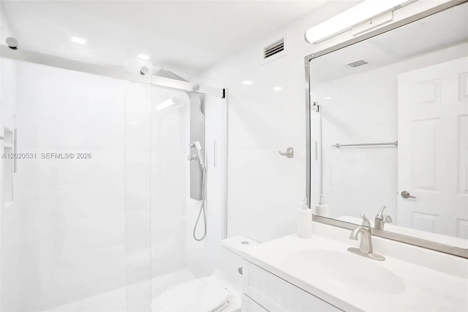 2501 S Ocean Dr, Hollywood FL 33019