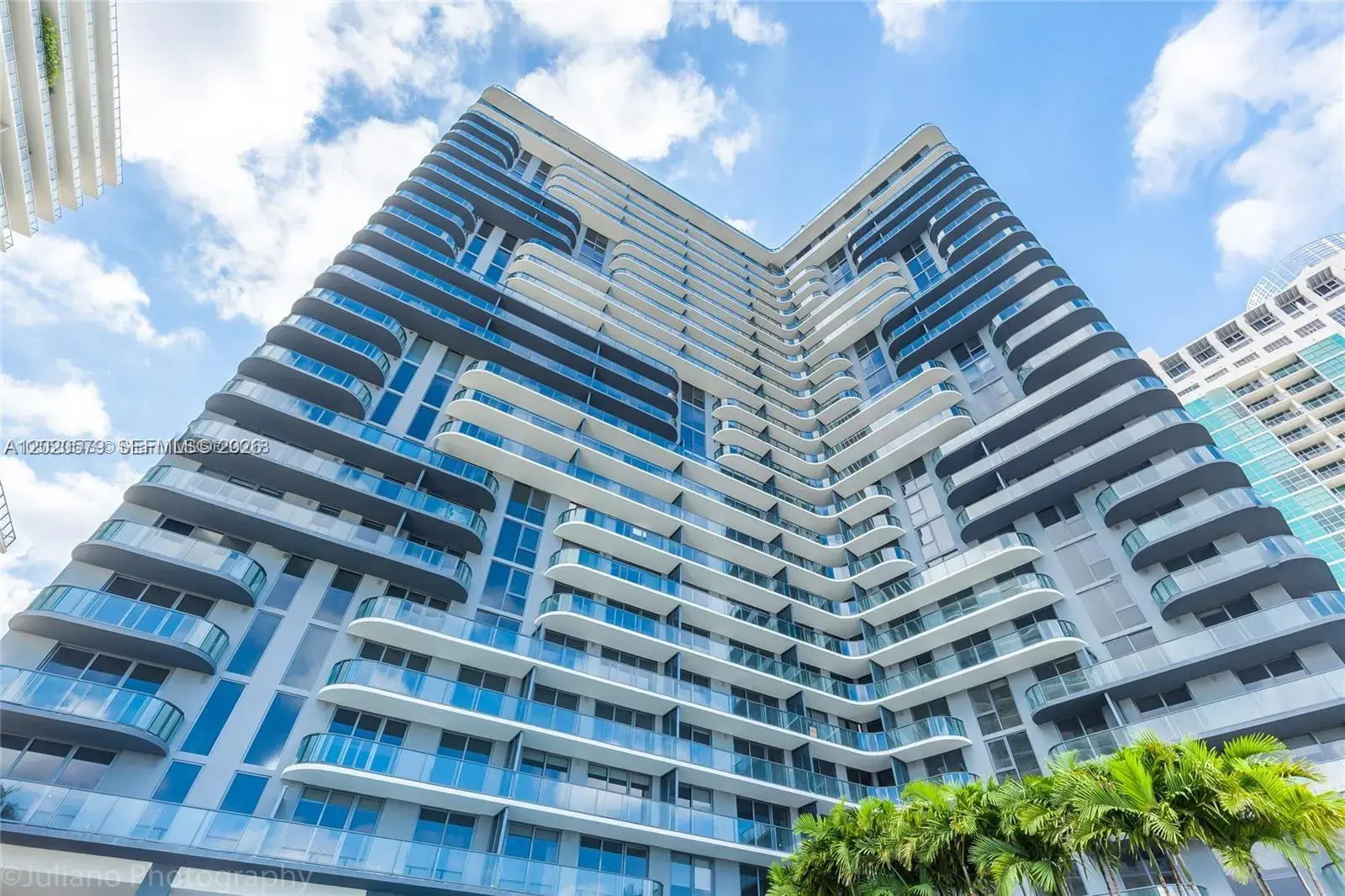2 bedroom 2 bath Residential Lease for rent at 121 NE 34th St # 1007, Miami FL 33137