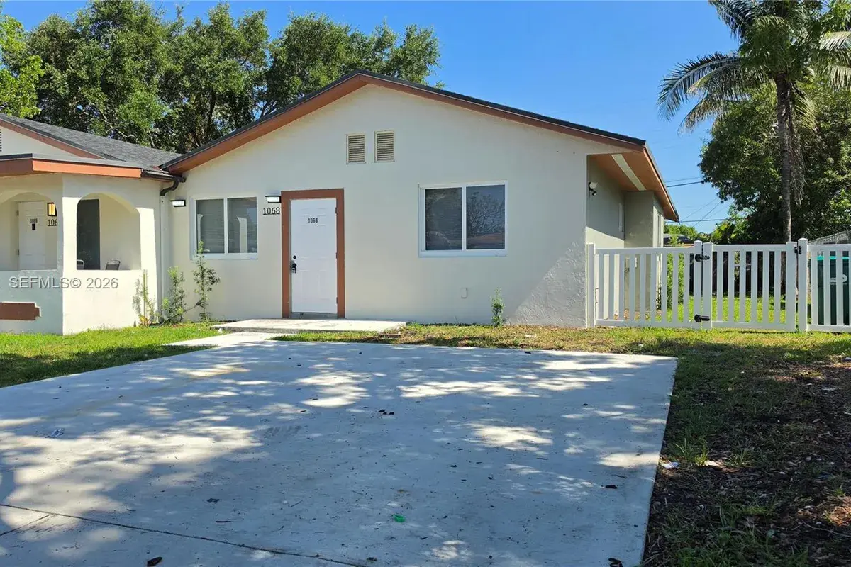 1068 NW 112th St # 1068, Miami FL 33168