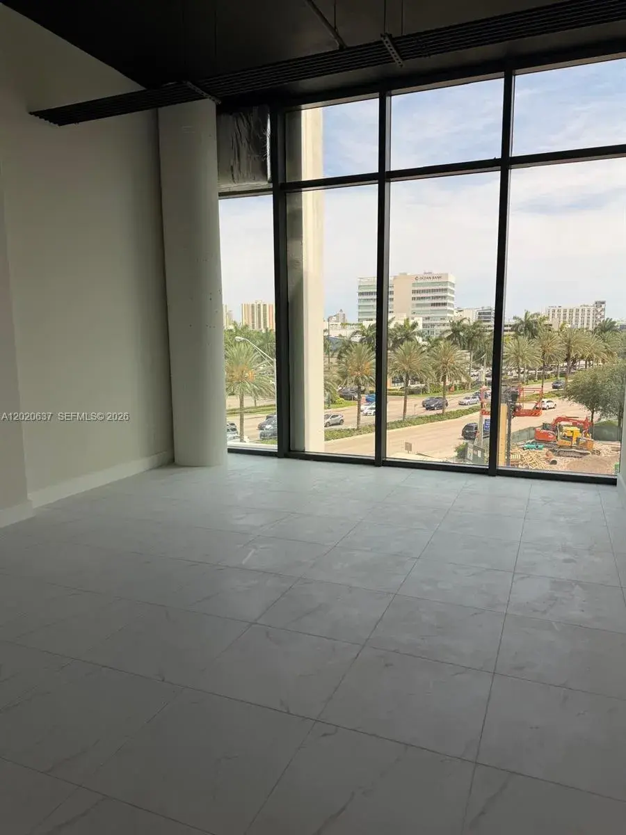 Commercial Sale for sale at 21290 Biscayne Blvd # 310, Aventura FL 33180