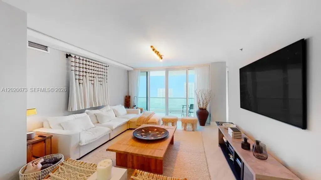 3 bedroom 2 bath Residential Lease for rent at 7000 Island Blvd # 1808, Aventura FL 33160