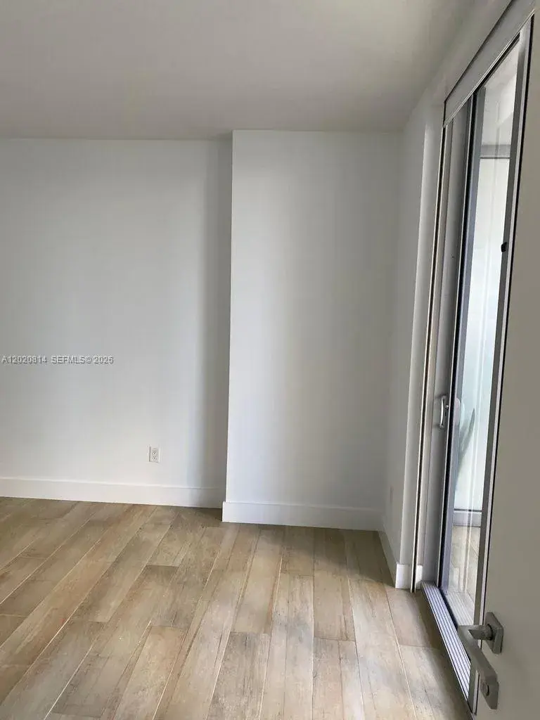 1300 Brickell Bay Dr # 1805, Miami FL 33131