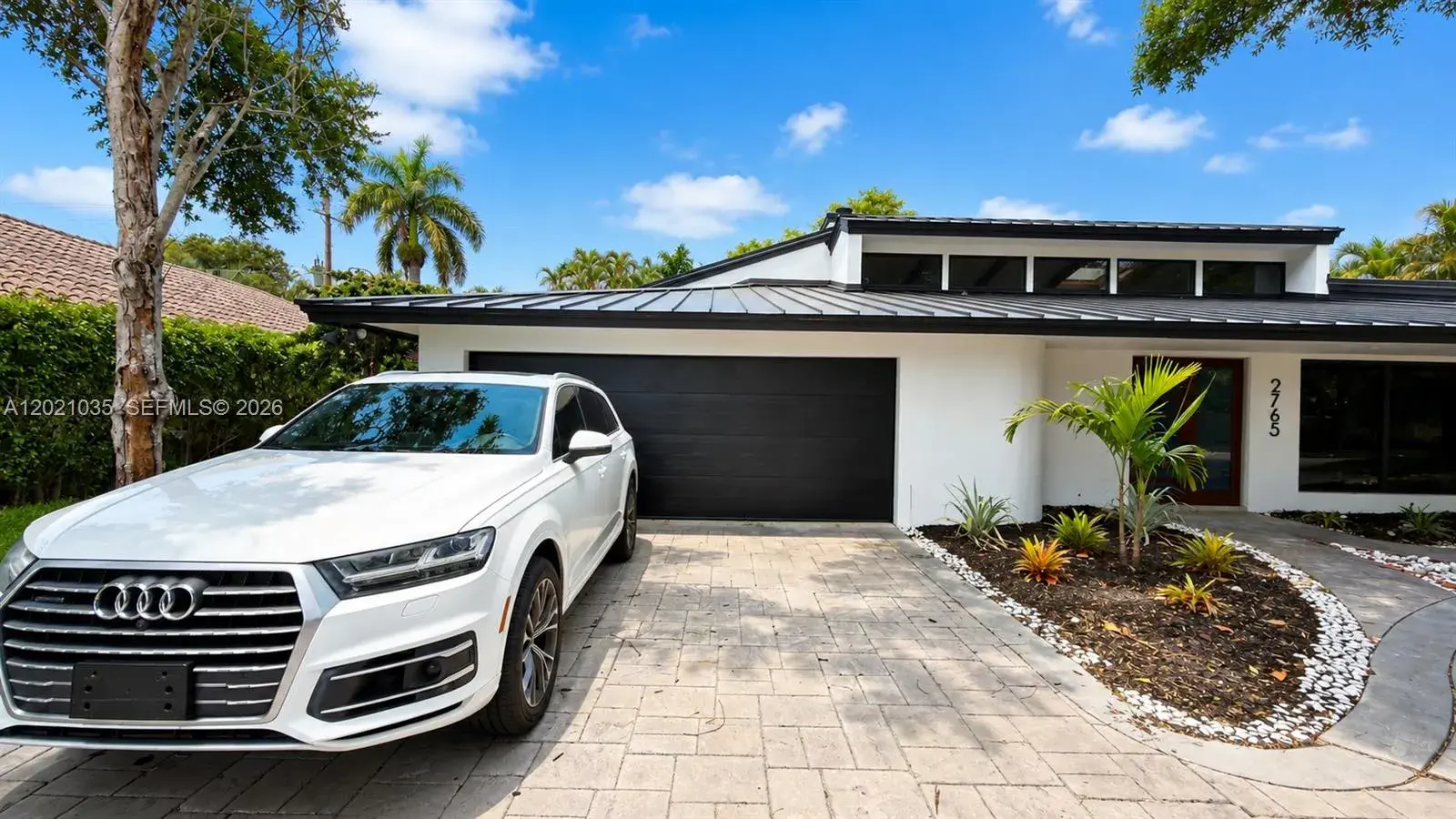 2765 NE 35th Dr, Fort Lauderdale FL 33308