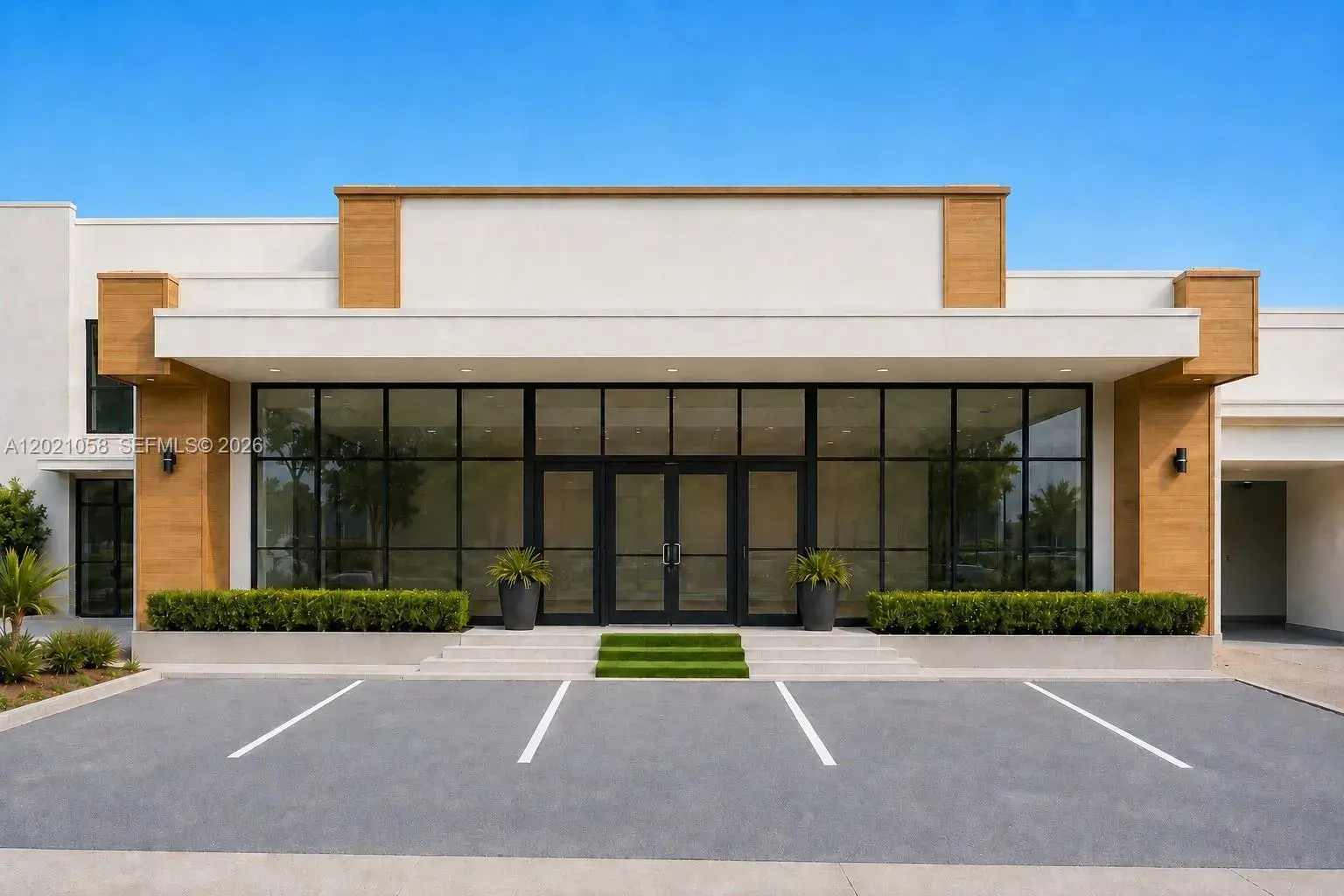 Commercial Sale for sale at 3542 N Federal Hwy, Fort Lauderdale FL 33308