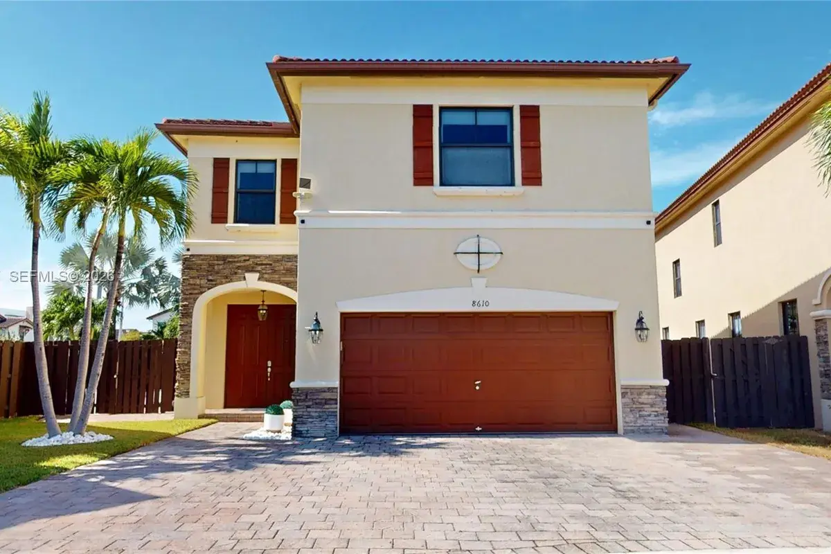8610 NW 101st Pl, Doral FL 33178