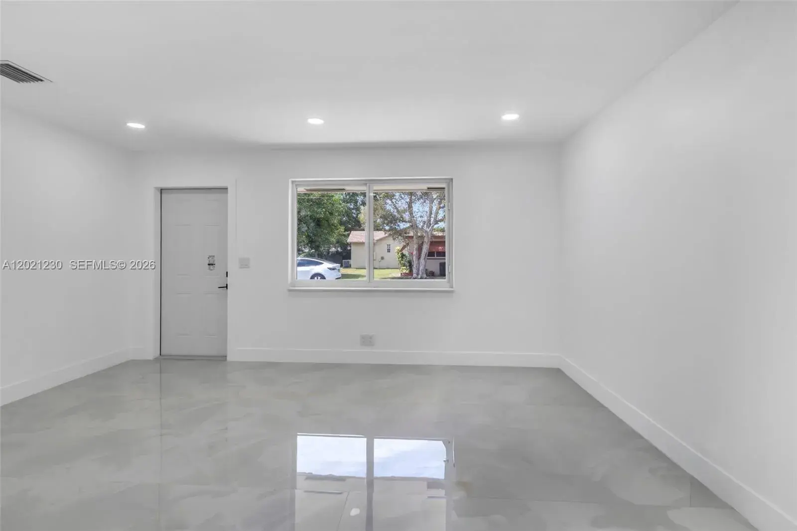 821 SW 7th Ave # 2, Hallandale Beach FL 33009