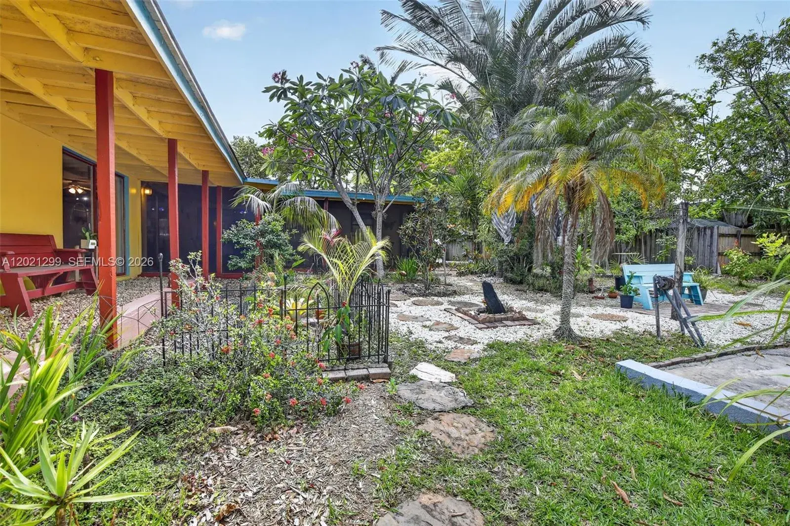 2048 SW 28th Ter, Fort Lauderdale FL 33312