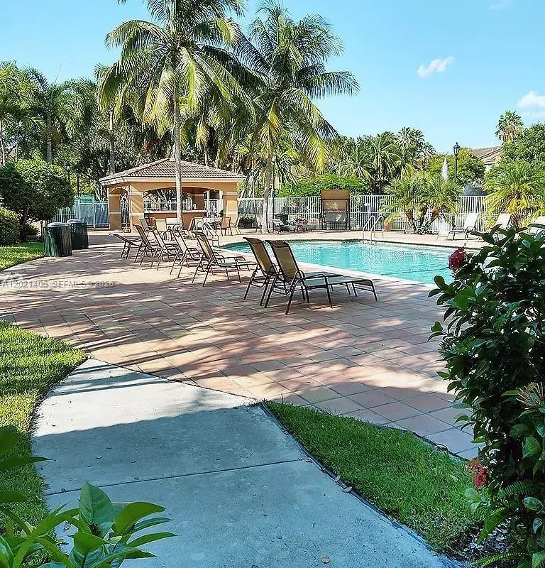 3870 Lyons Rd # 8, Coconut Creek FL 33073