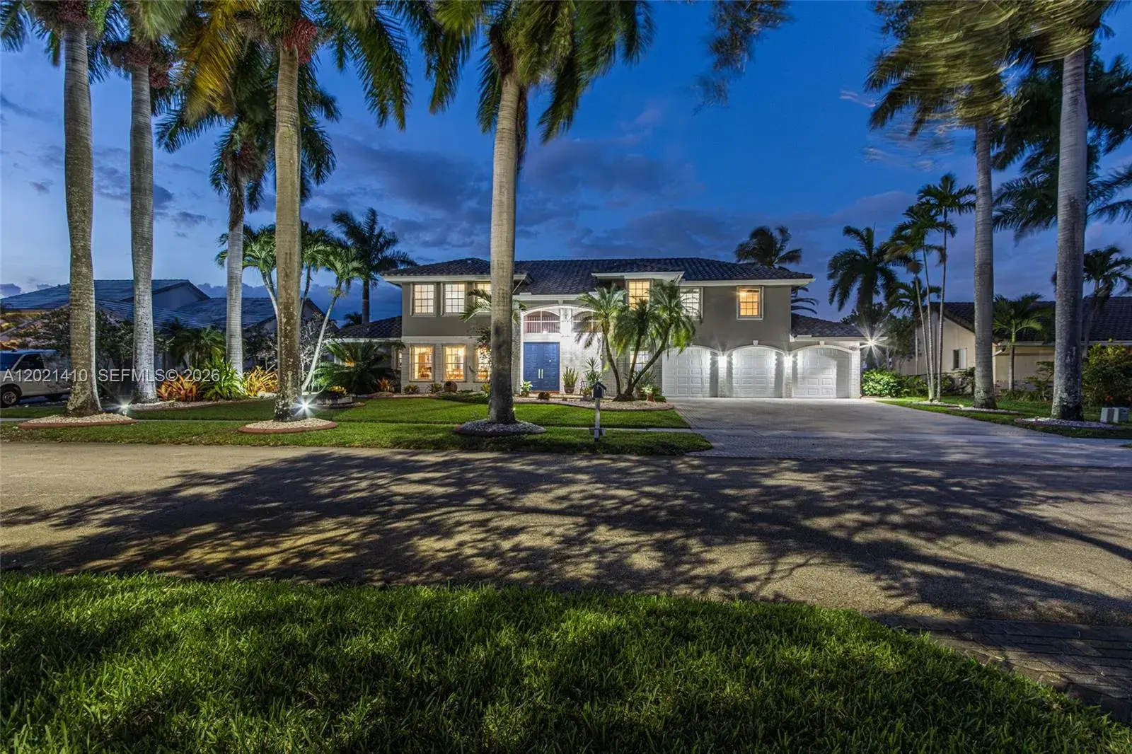 5 bedroom 3 bath Residential for sale at 19361 NW 8th St, Pembroke Pines FL 33029