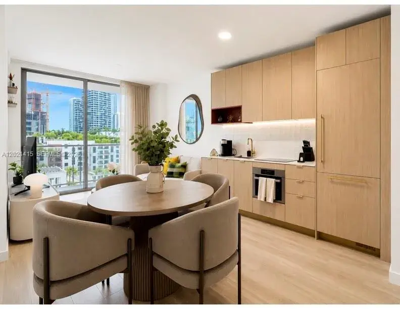 90 NE 32nd St # 903, Miami FL 33137