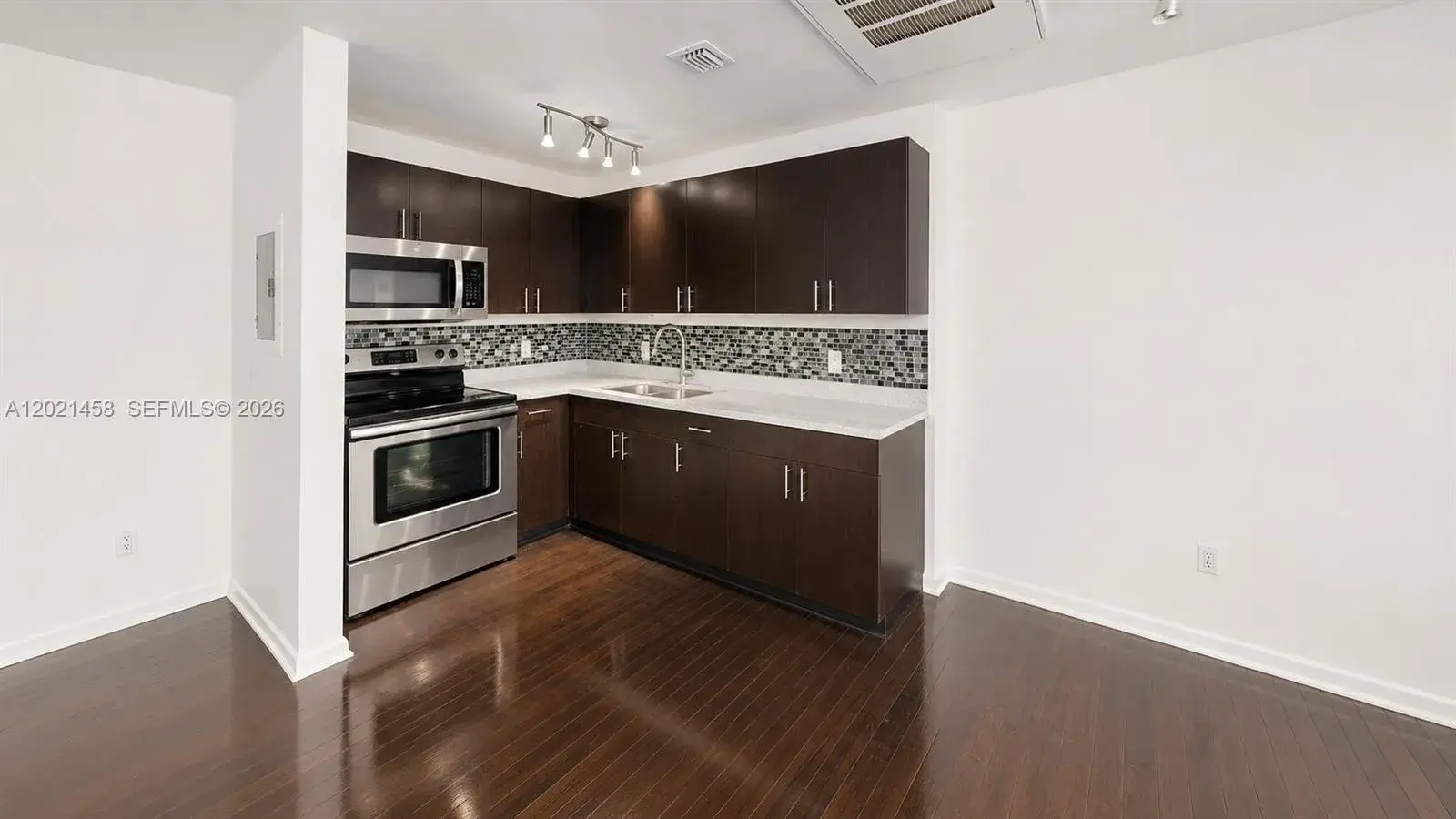 1542 Drexel Ave # 105, Miami Beach FL 33139