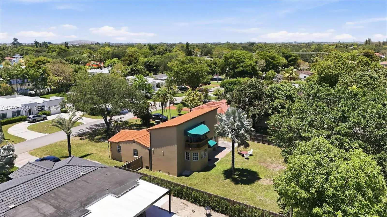 245 Lenape Dr, Miami Springs FL 33166