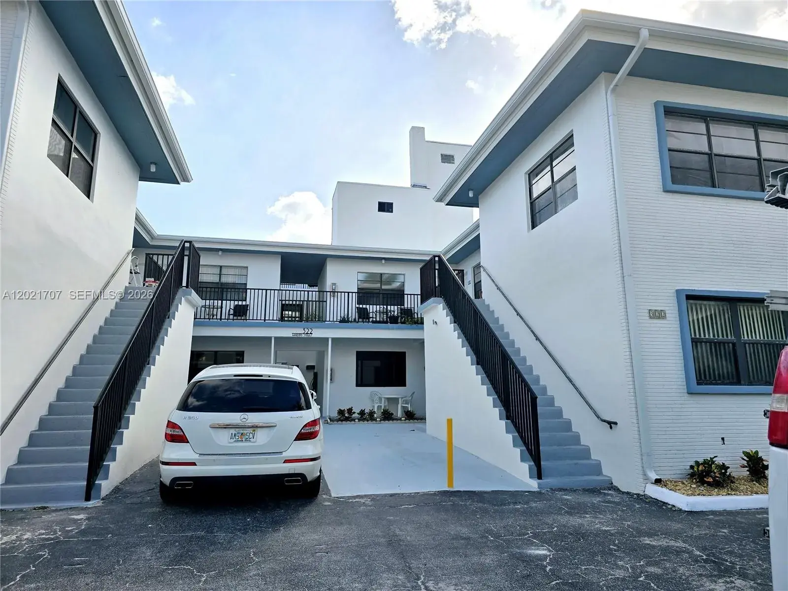 1 bath Residential Lease for rent at 322 Harding St # B101, Hollywood FL 33019