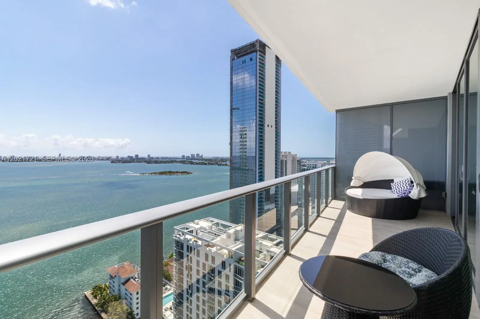 2 bedroom 2 bath Residential for sale at 460 NE 28th St # 3105, Miami FL 33137
