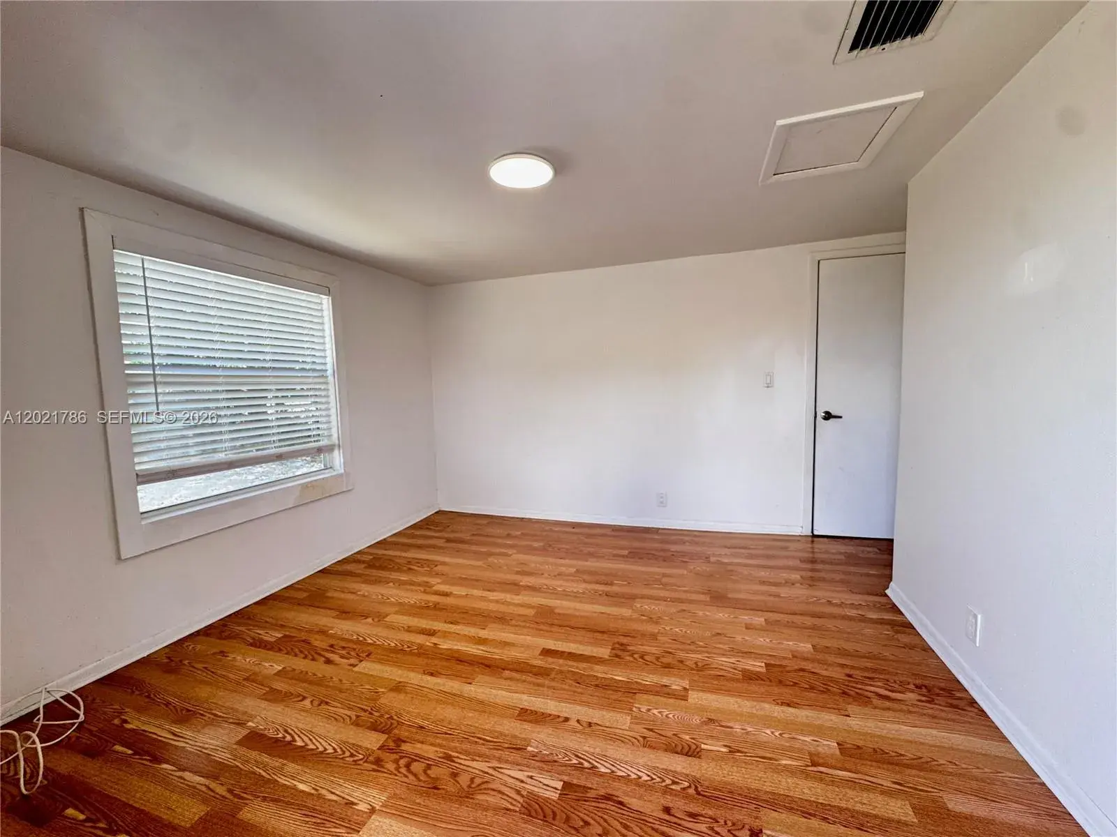 1 bedroom 1 bath Residential Lease for rent at 719 Glenn Pkwy # 2, Hollywood FL 33021
