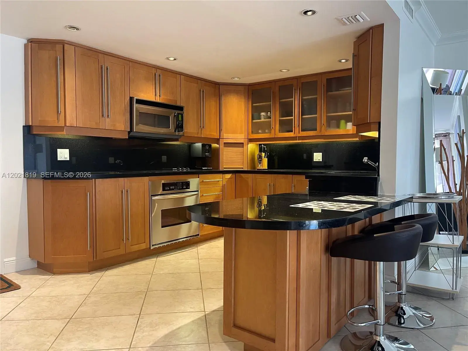 2 bedroom 2 bath for sale at 199 Ocean Lane Dr # 413, Key Biscayne FL 33149