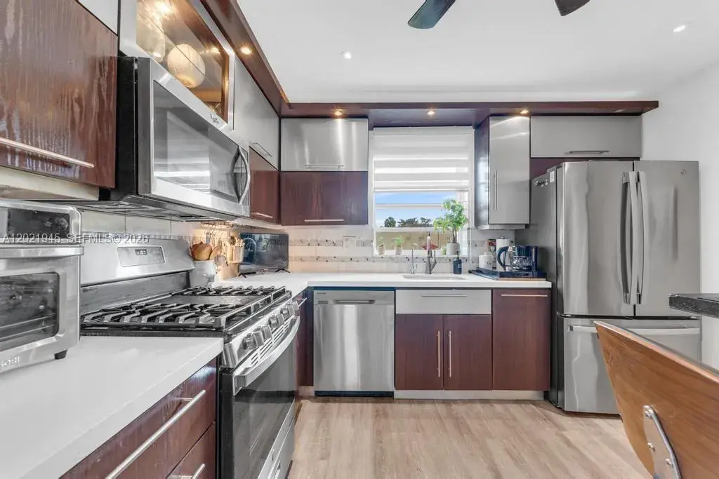 2 bedroom 2 bath Residential for sale at 8394 SW 154th Ave # 43, Miami FL 33193