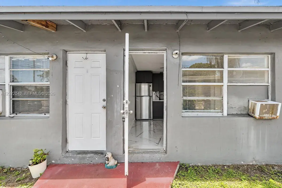 5685 Flagler St # 2, Hollywood FL 33023