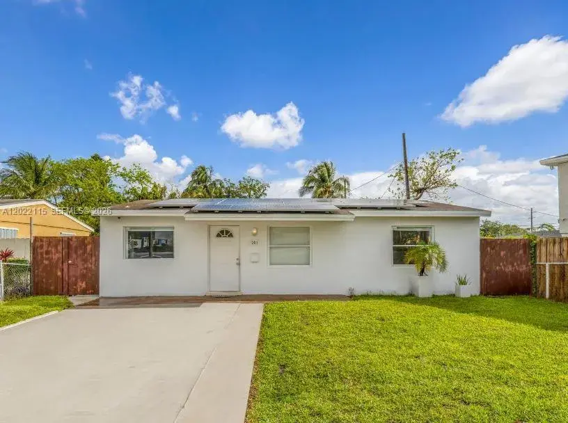 2 bedroom 2 bath Residential for sale at 2411 Fletcher St, Hollywood FL 33020