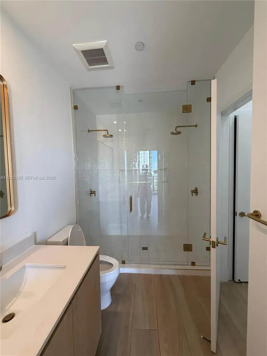 90 NE 32nd ST # 1110, Miami FL 33145