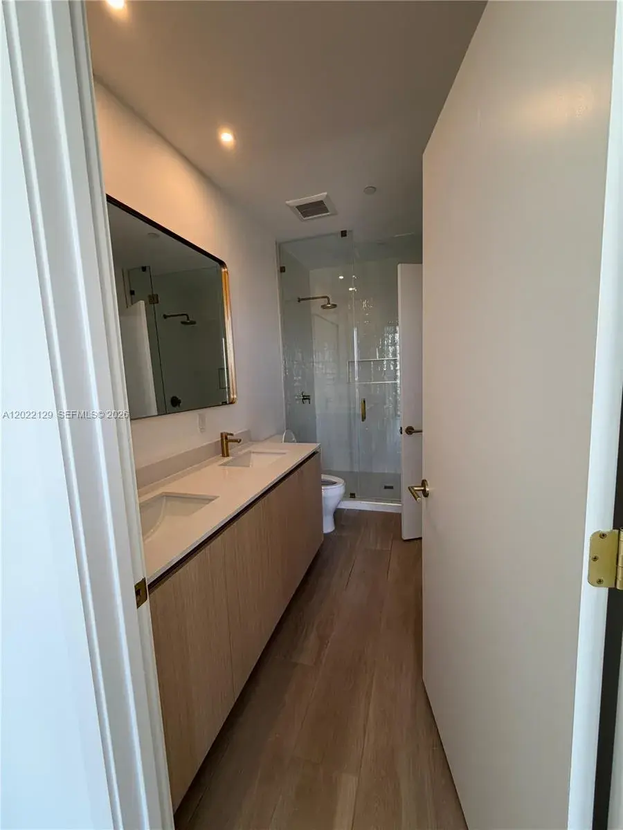 90 NE 32nd ST # 1110, Miami FL 33145