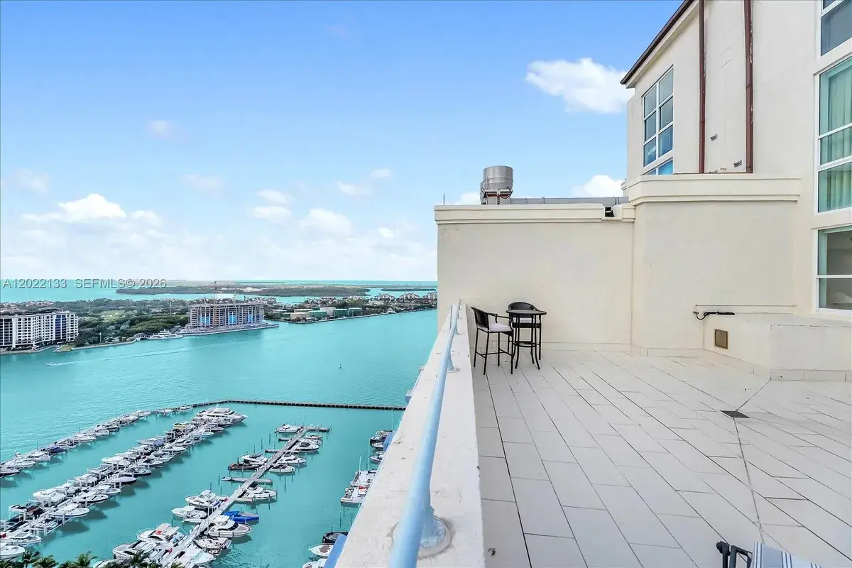 90 Alton Rd, Miami Beach FL 33139