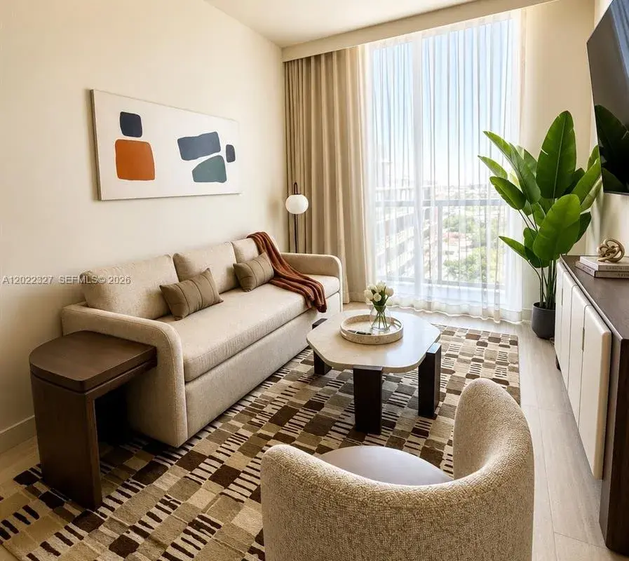 1611 SW 2nd Ave # 817, Miami FL 33129