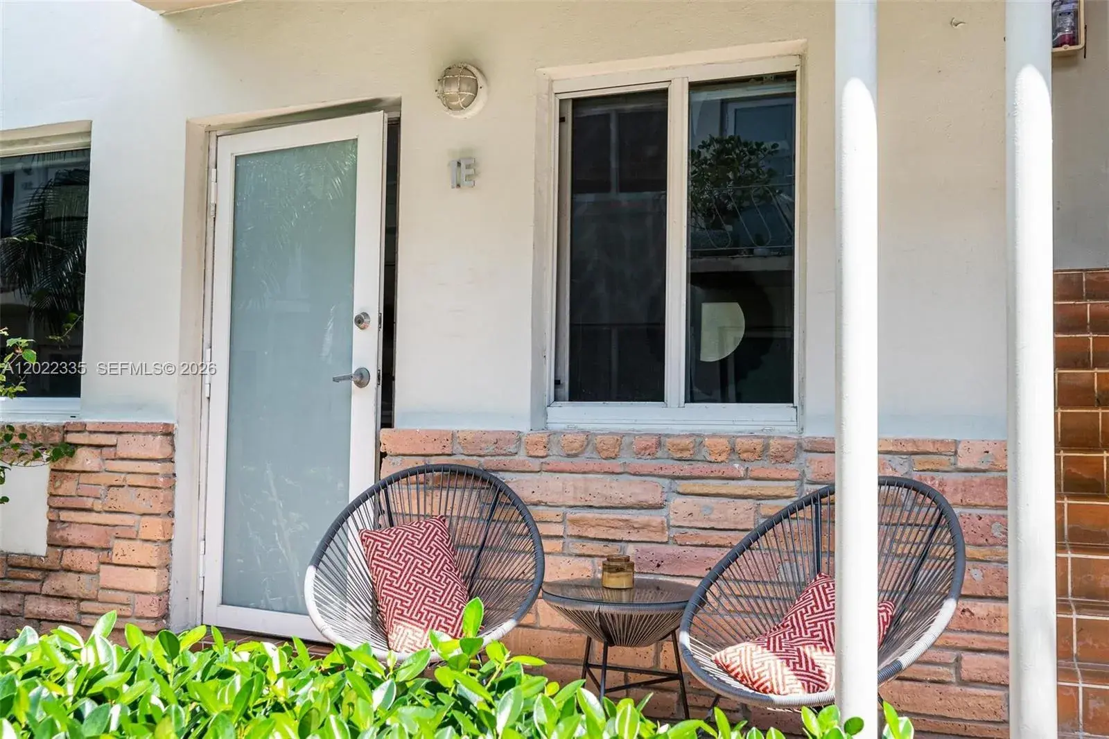 1130 Venetian Way # 1E, Miami Beach FL 33139