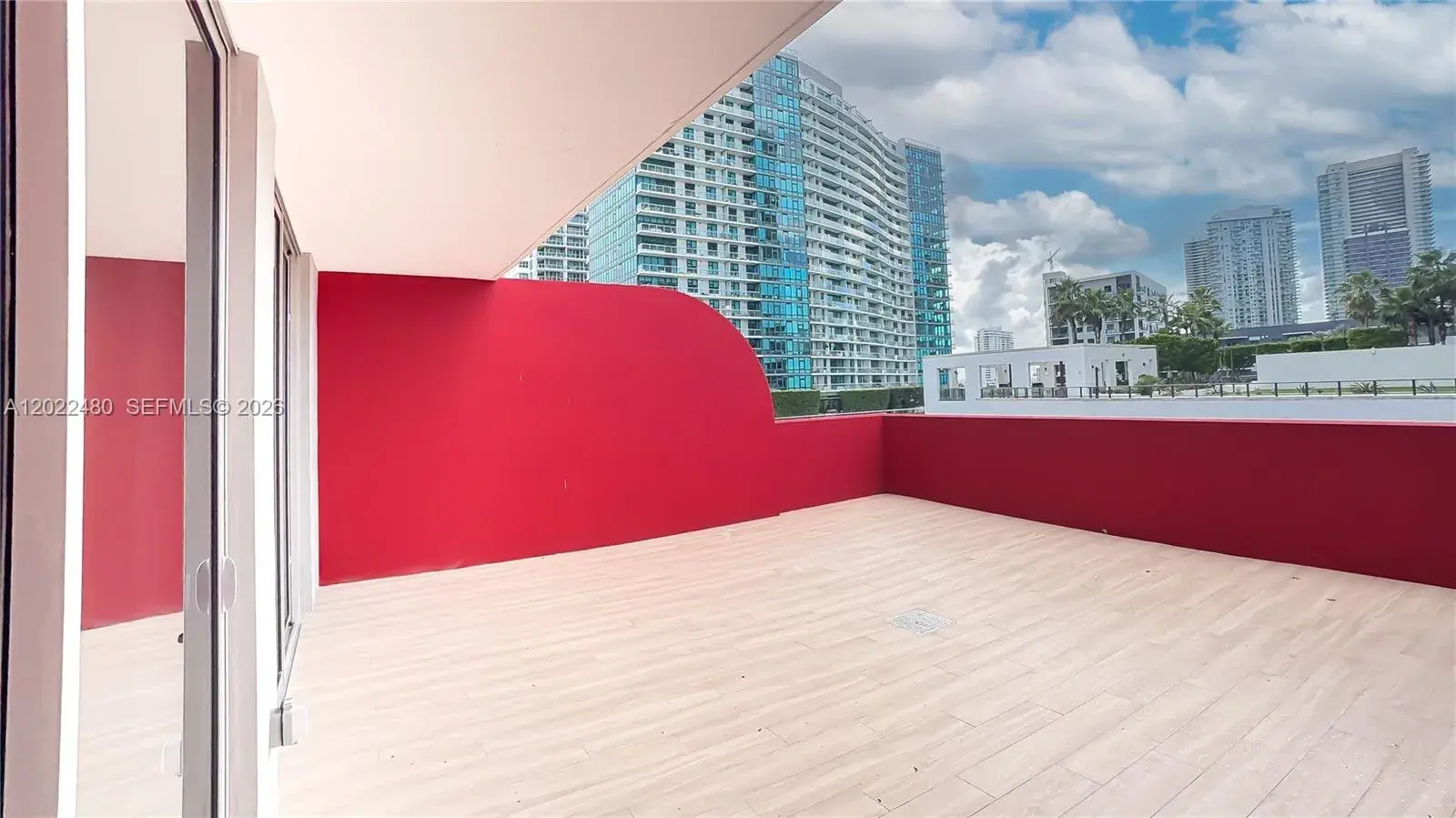 90 NE 32 # 608, Miami FL 33137