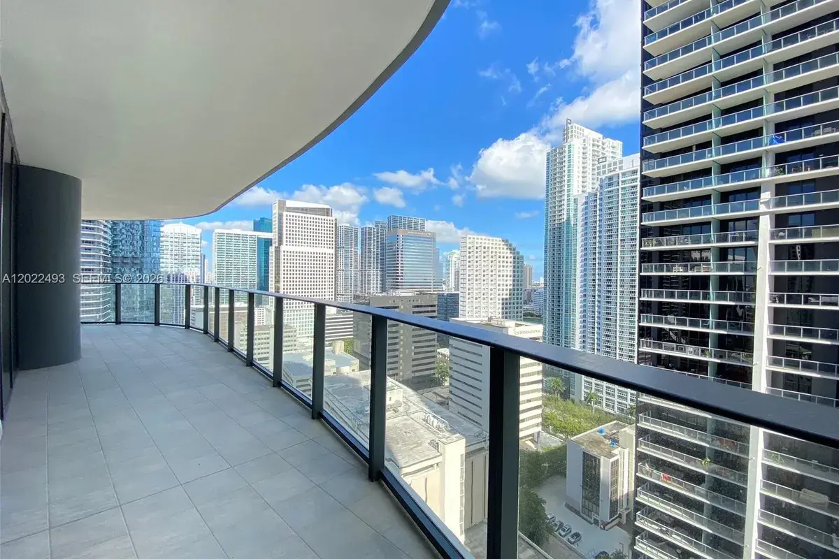 1000 Brickell Plz # 2715, Miami FL 33131