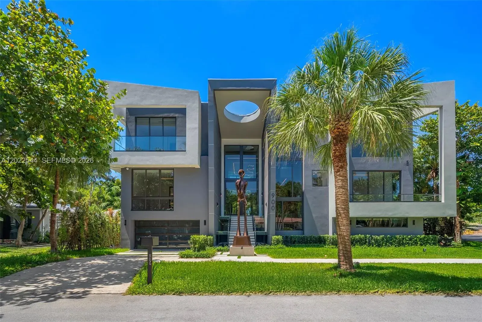 5 bedroom 5 bath for sale at 900 NE 75th St, Miami FL 33138