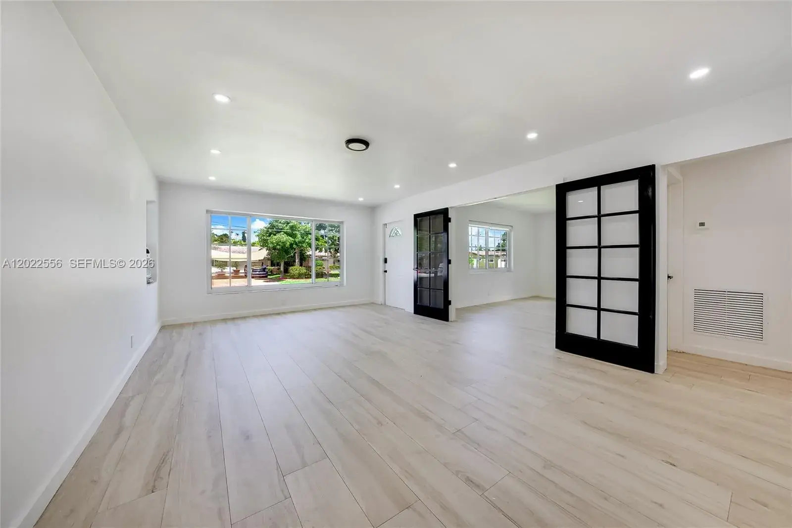 716 SW 5th Ave, Hallandale Beach FL 33009
