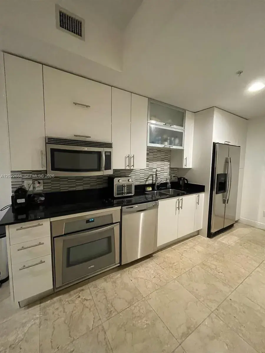 60 SW 13th St # 2210, Miami FL 33130