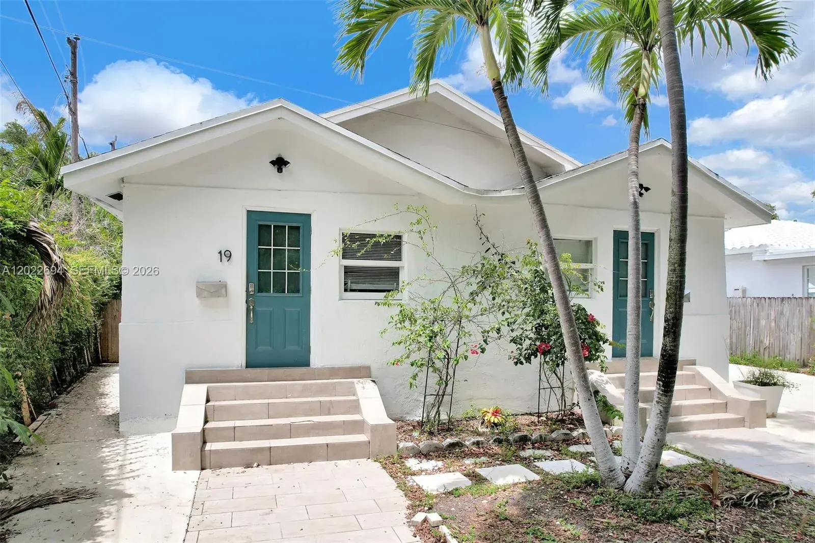 2 bedroom 1 bath Residential Lease for rent at 19 NE 48th St # 1, Miami FL 33137