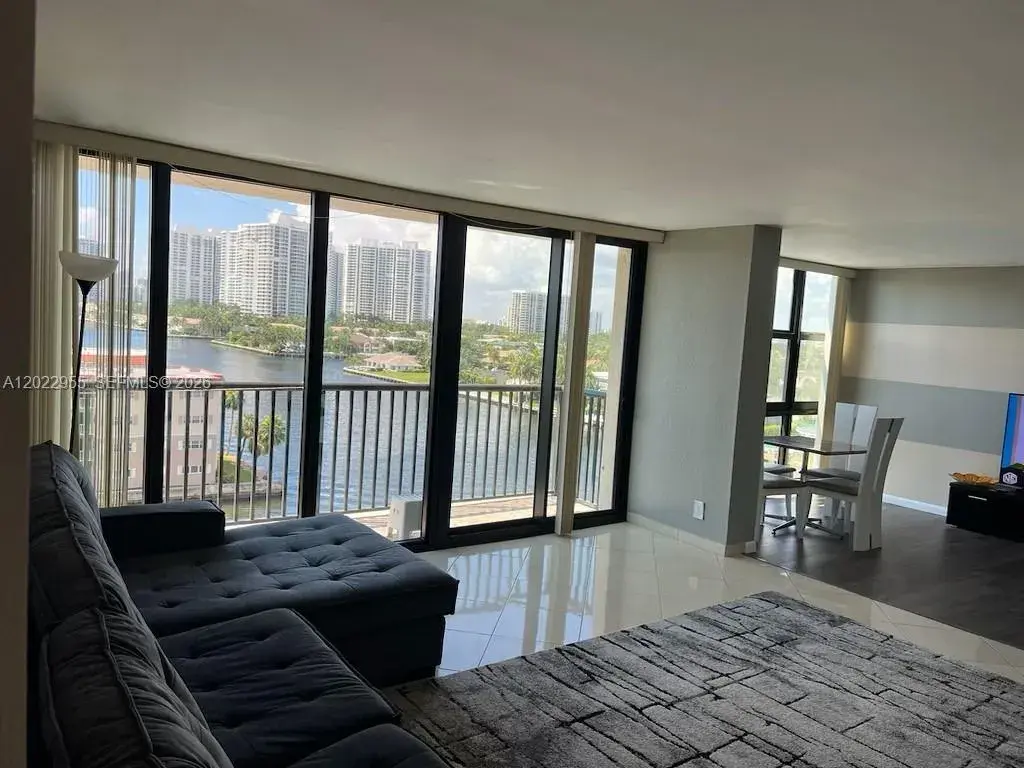 2017 S Ocean Dr # 808, Hallandale Beach FL 33009