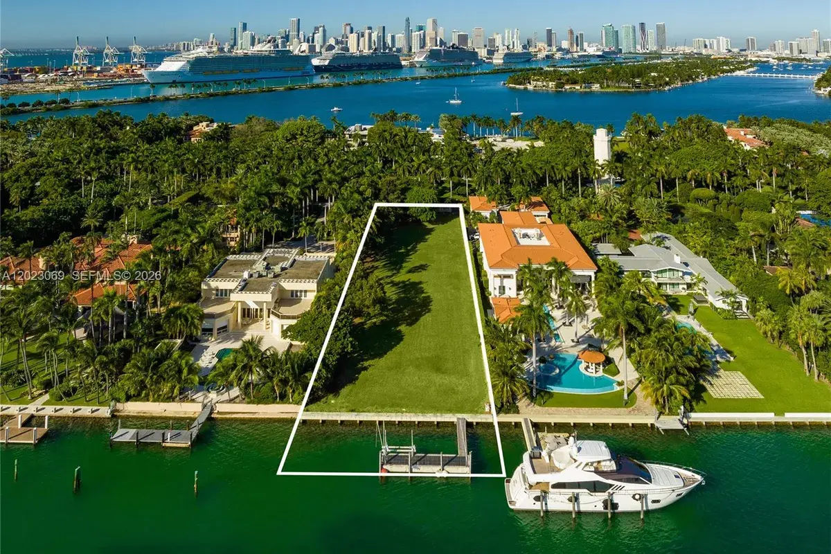 36 Star Island Dr, Miami Beach FL 33139