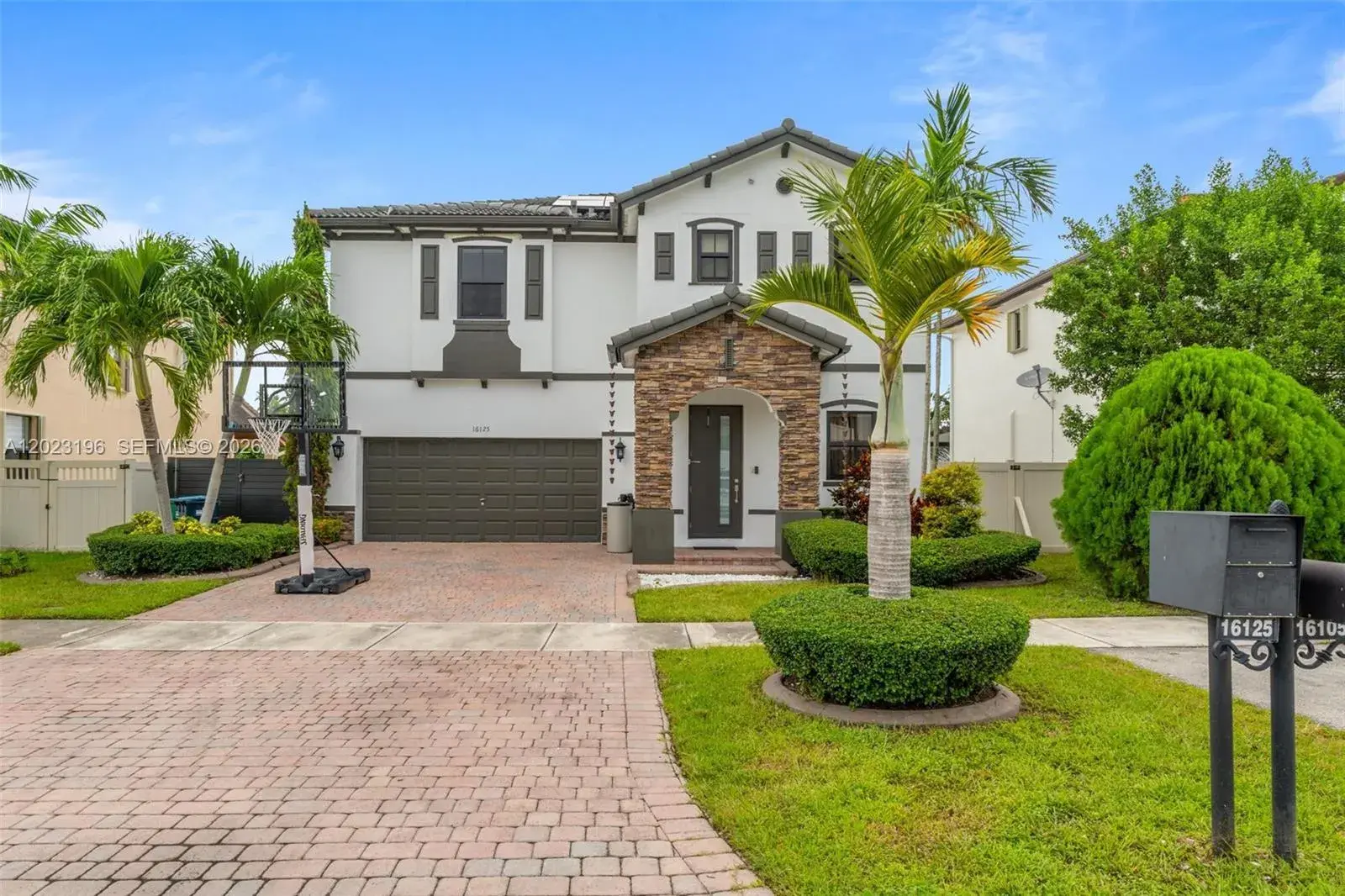 5 bedroom 3 bath Residential for sale at 16125 SW 65th Ln, Miami FL 33193