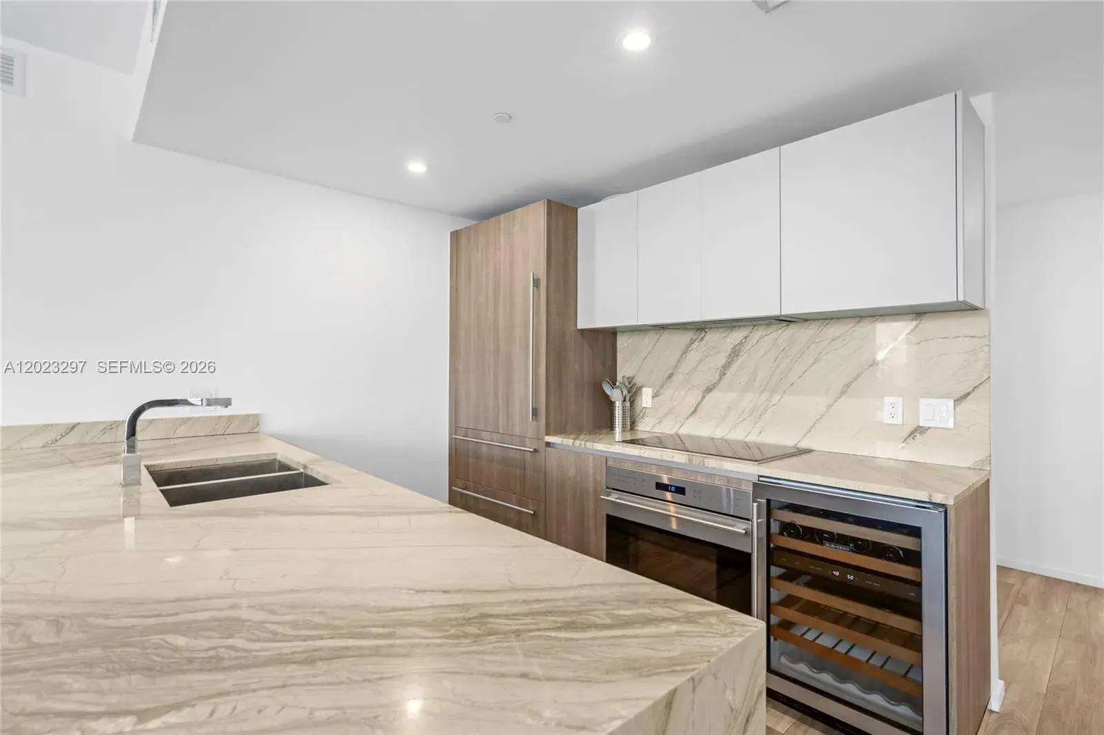 801 S Miami Ave # 4104, Miami FL 33130