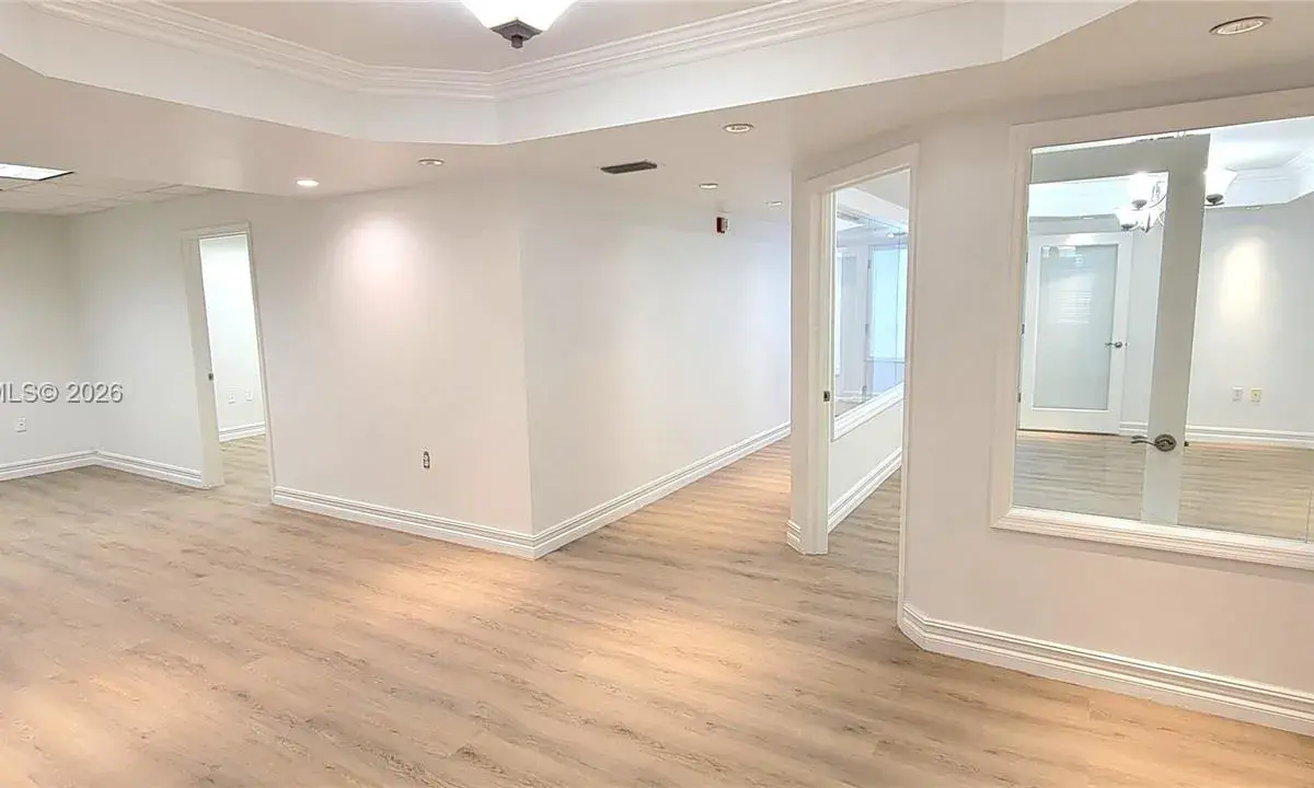 7765 SW 87th Ave # 207A, Miami FL 33173