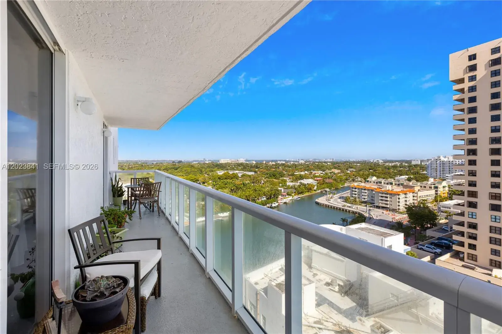 2457 Collins Ave # 1602, Miami Beach FL 33140