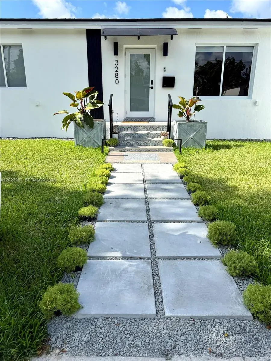 3280 SW 16th Ter, Miami FL 33145