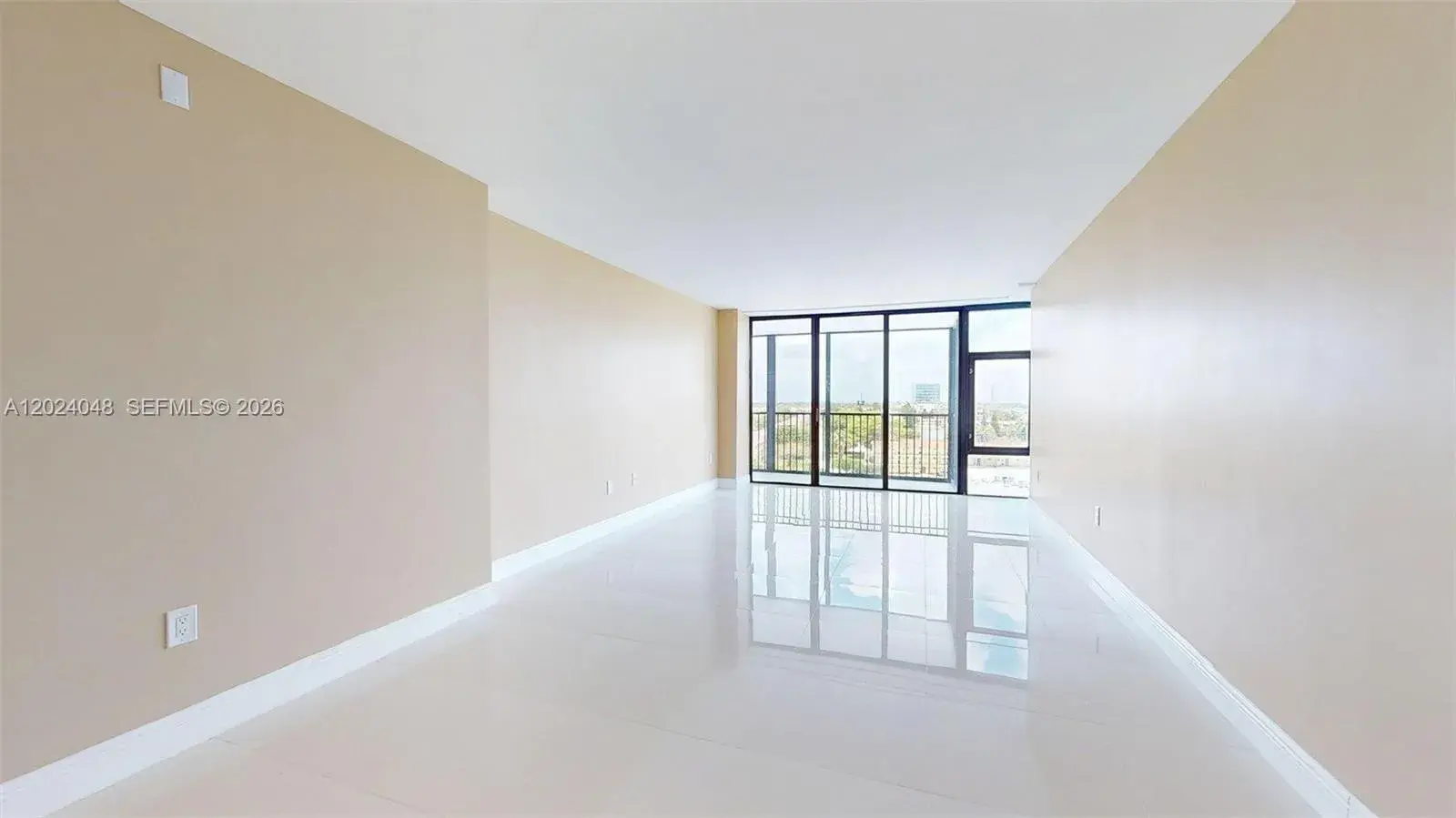 20100 W Country Club Dr # 801, Aventura FL 33180