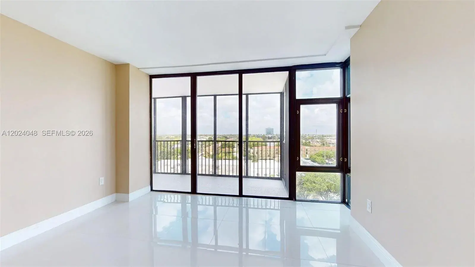 20100 W Country Club Dr # 801, Aventura FL 33180