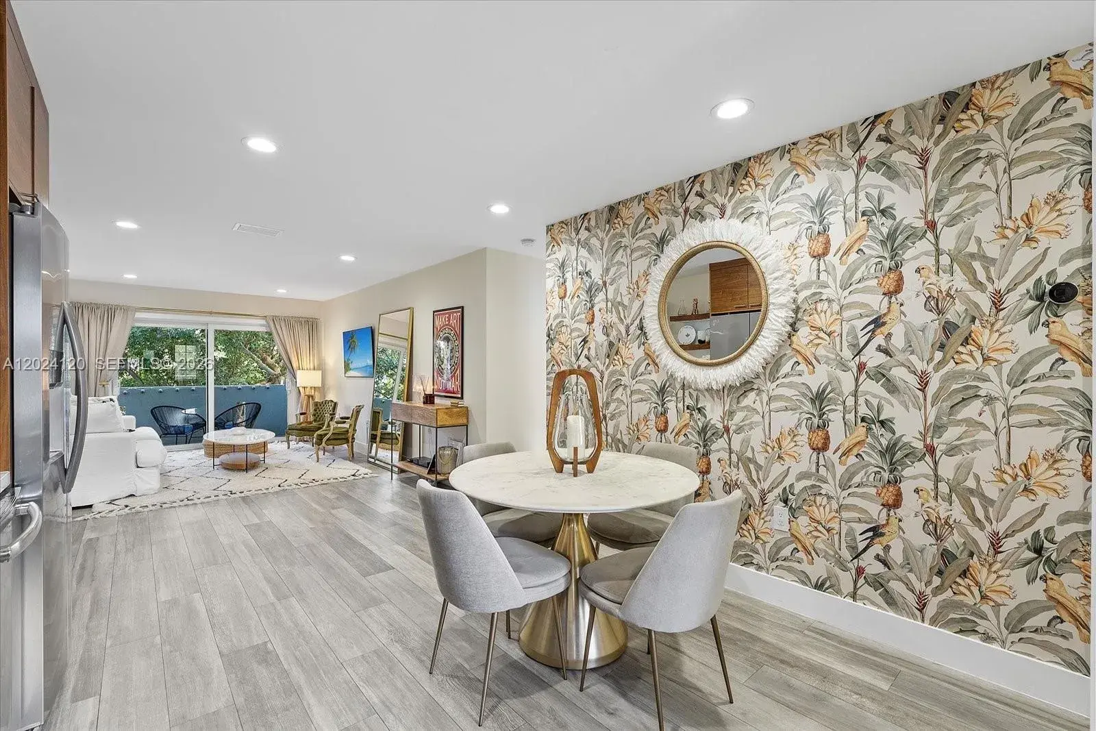 2 bedroom 2 bath for sale at 300 Galen Dr # 306, Key Biscayne FL 33149