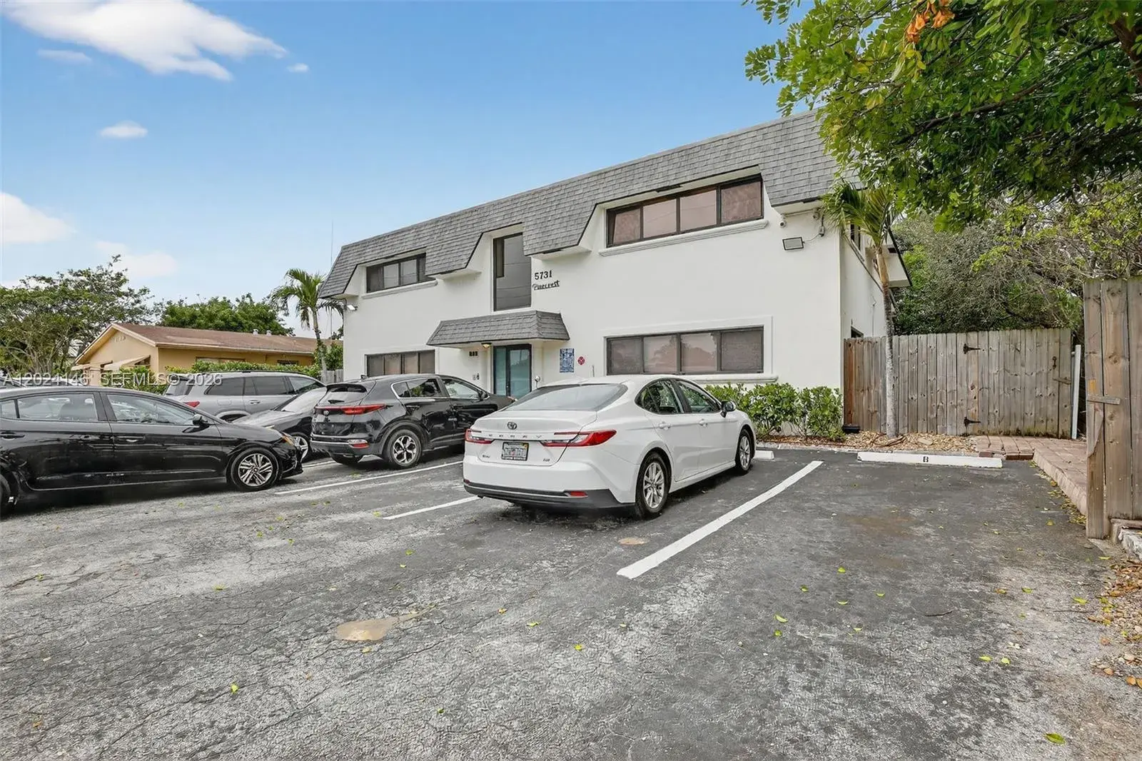 1 bedroom 1 bath Residential Lease for rent at 5731 NE 18TH AVE # 6, Fort Lauderdale FL 33334